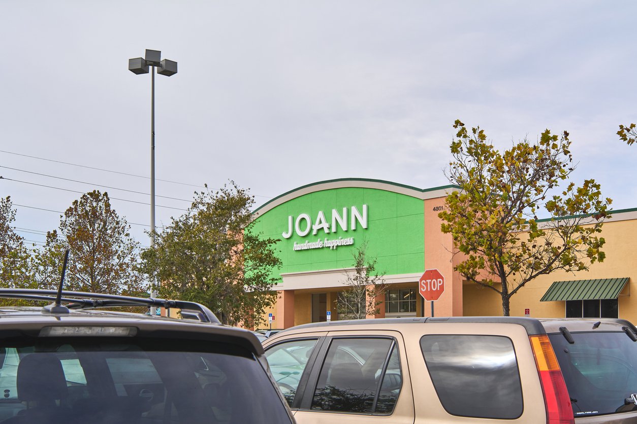 Joann, fabric and craft retailer, announced closures of 800 stores. We're here to help you navigate the closure of your employer's business.